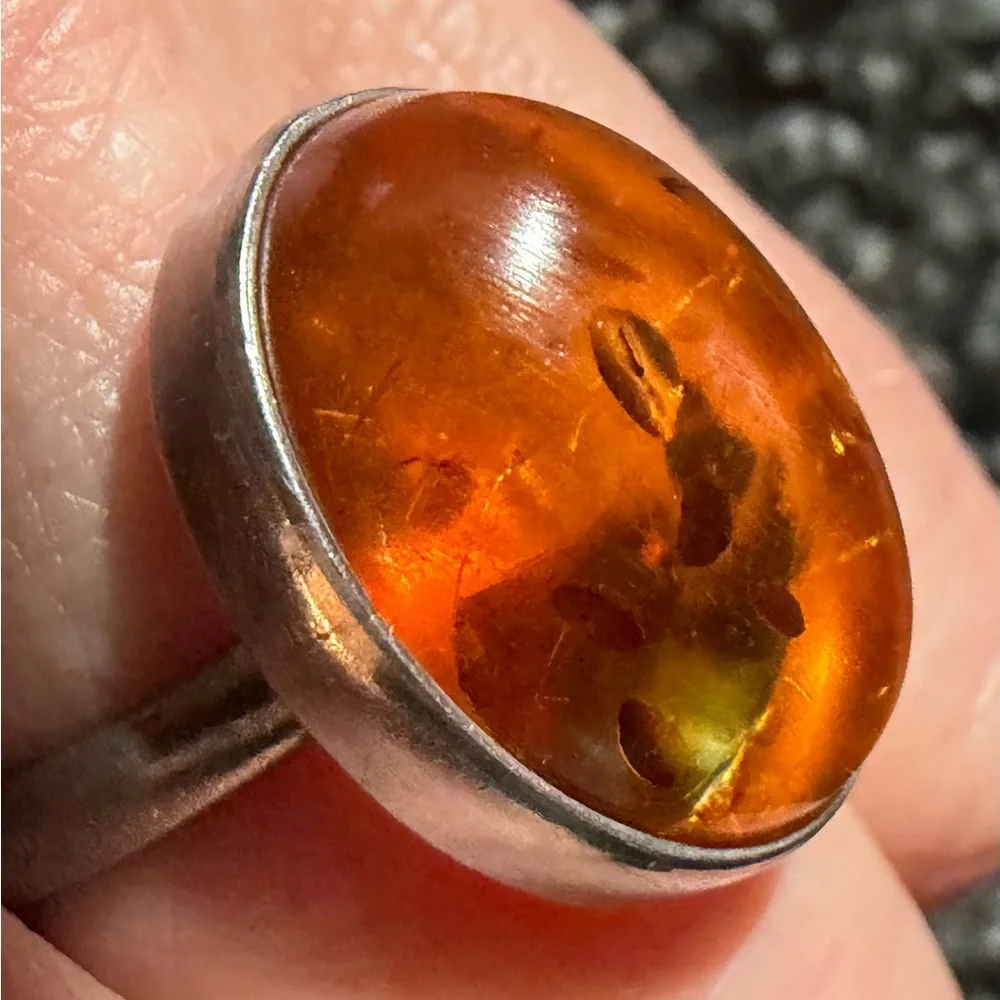 Sterling Silver Amber Ring size 8.5 - Picture 2 of 7